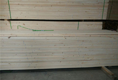 從裝潢到服飾 多元化產品體系解析——白松龍骨、木條、床板與服裝服飾批發的跨界融合