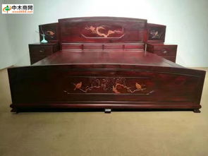 服裝服飾批發市場 價格、廠家、貨源與行業資訊全攻略